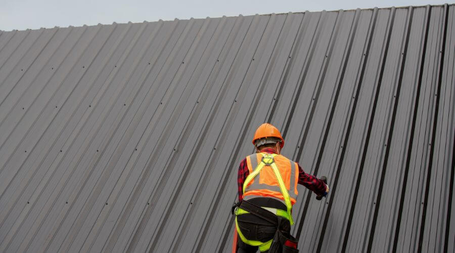 Professional residential roofers in Anabel, MO